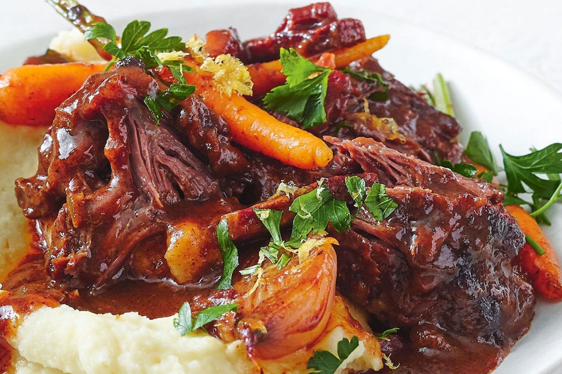 Braised beef with vegetables